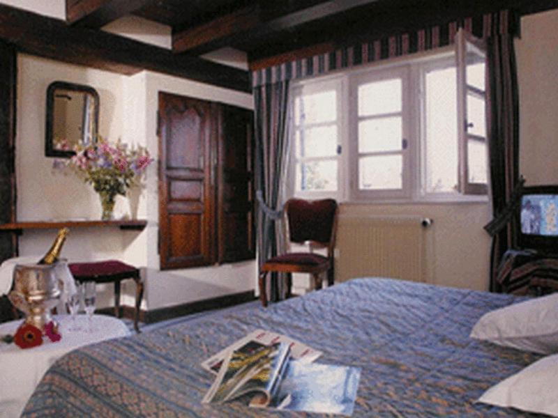 Auberge Et Hostellerie Paysanne Lutter Bagian luar foto